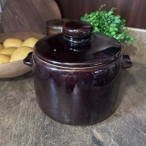Vintage West Bend bean pot